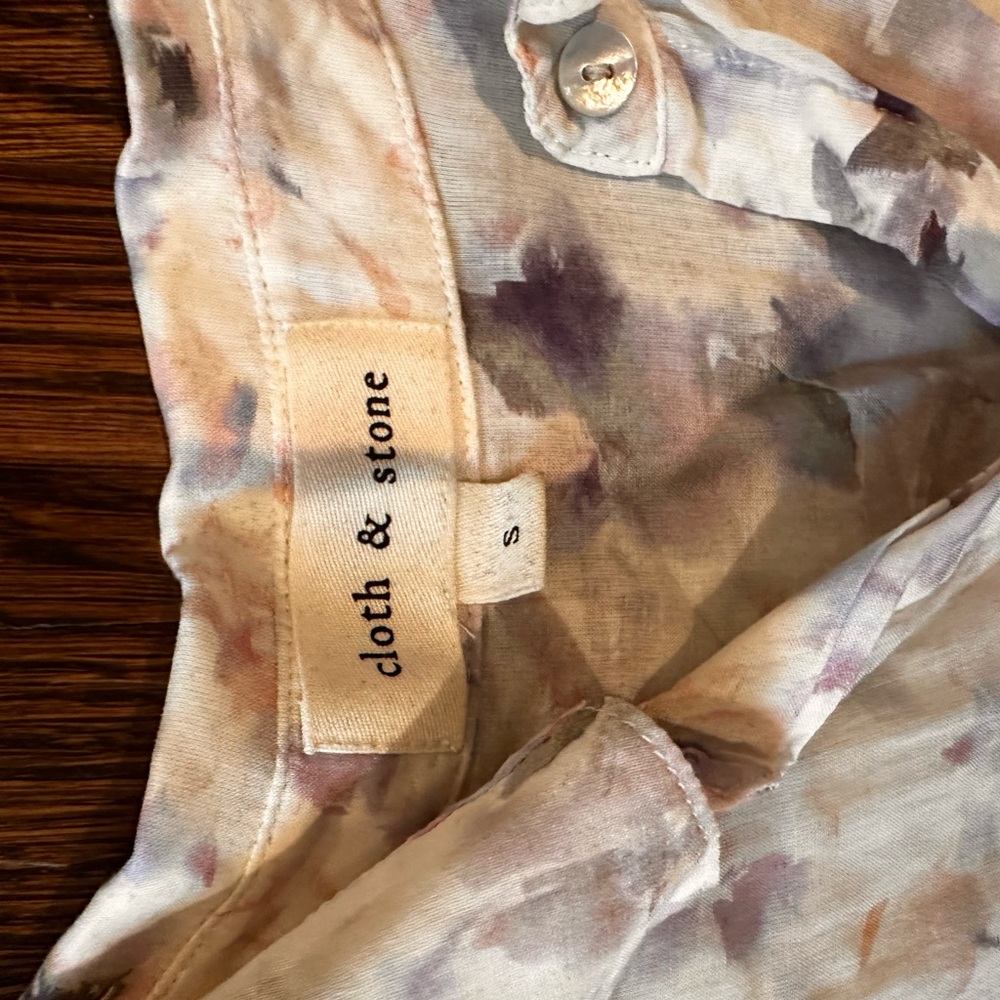 Cloth and stone muted multi color sheer blouse size small